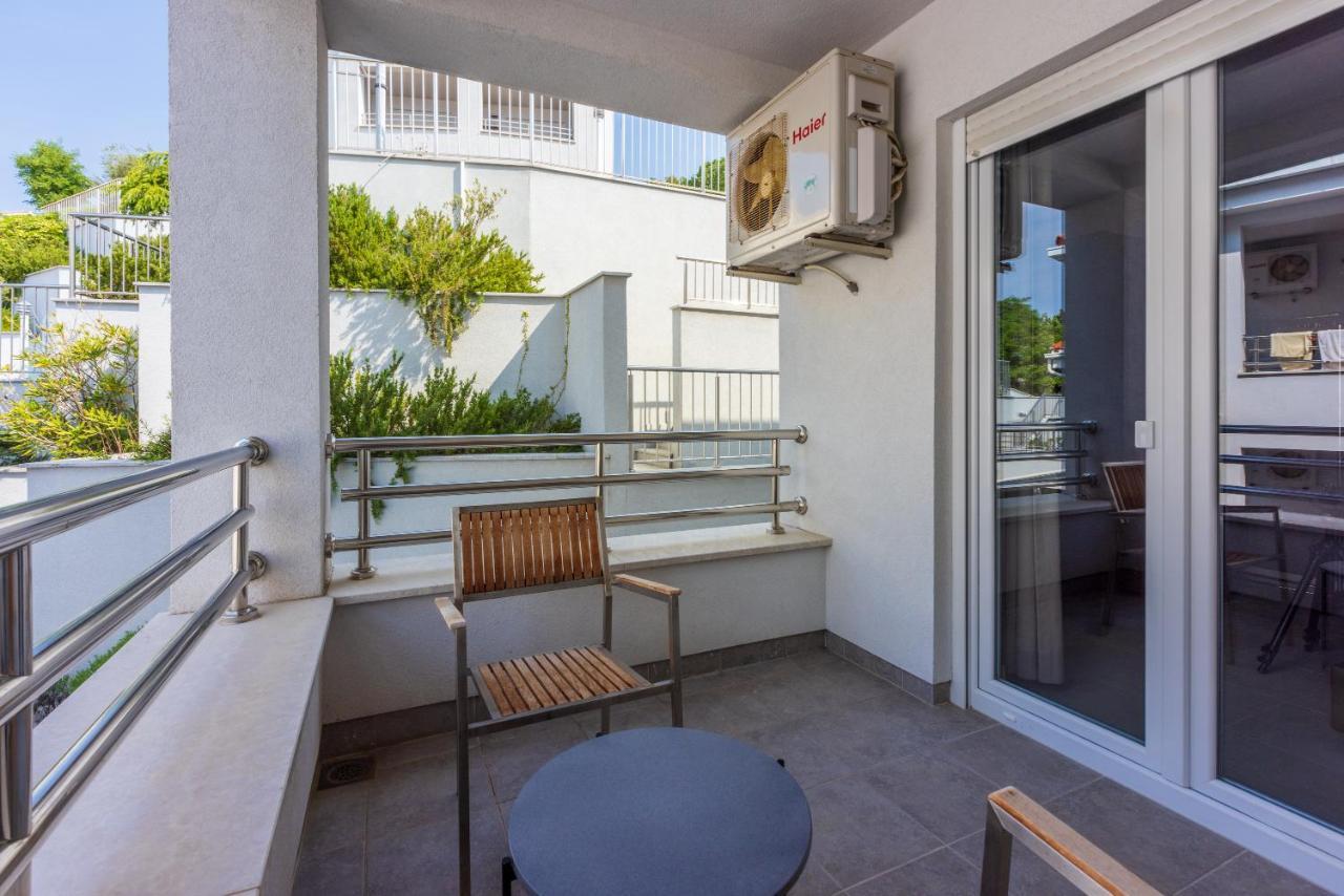 Apartments Andrea & Sander ツリクヴェニツァ エクステリア 写真
