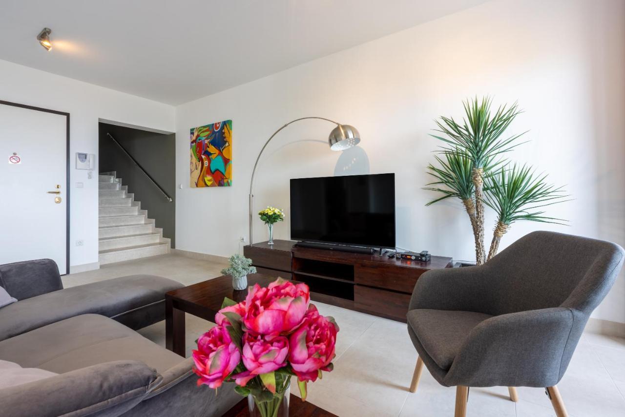 Apartments Andrea & Sander ツリクヴェニツァ エクステリア 写真