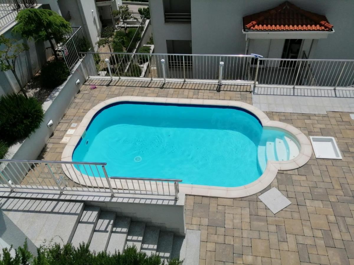 Apartments Andrea & Sander ツリクヴェニツァ エクステリア 写真
